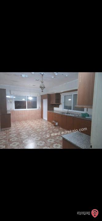 بناية سكنية على أرض 540م للبيع في اربد - الحي الجنوبي