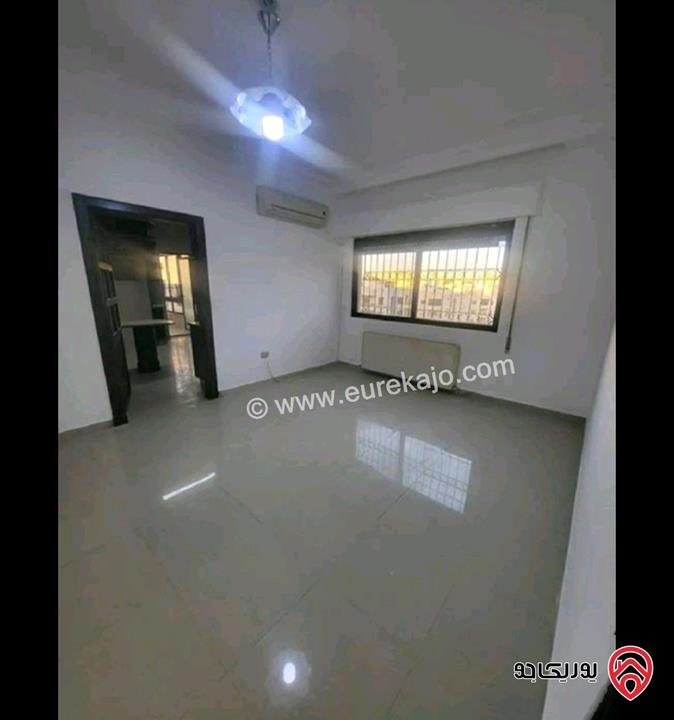 شقة فارغة طابق ثاني مساحة 180م للايجار في عمان - خلدا