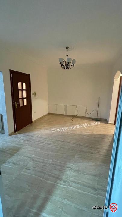 شقة مساحة 150م طابق ثالث للبيع في عمان - المدينة الرياضية