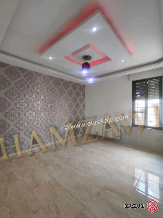 شقة ارضية مساحة 180م داخلي و 50م خارجي للايجار في عمان - ضاحية النخيل 