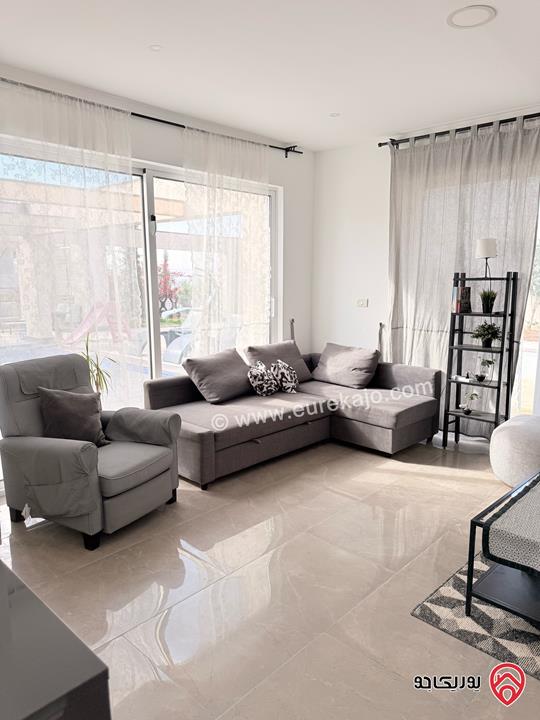 مزرعة مساحة الأرض 904م والبناء 80م للبيع بمنطقة الرشايدة/ جرش بإطلالة خلابة خلف جامعة جرش الأهلية 