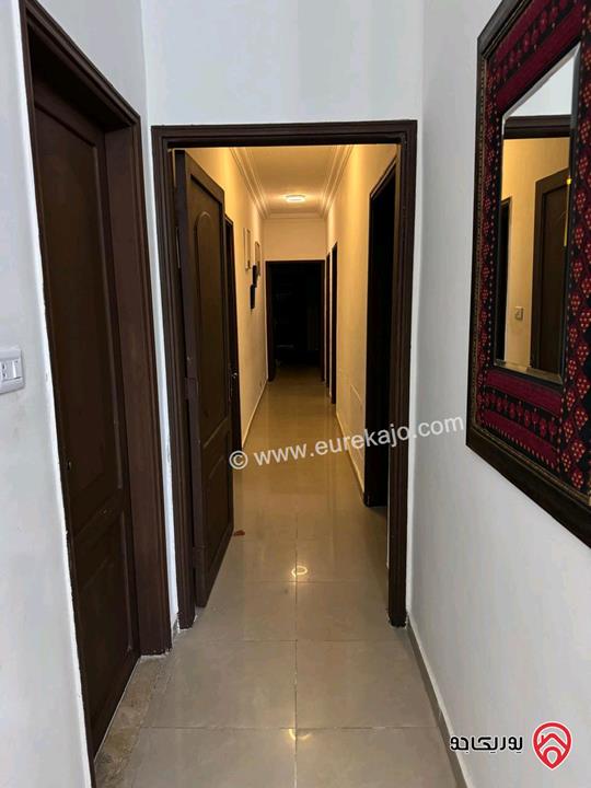 شقة ارضية مساحة 208م داخلي للبيع في عمان - الجبيهة