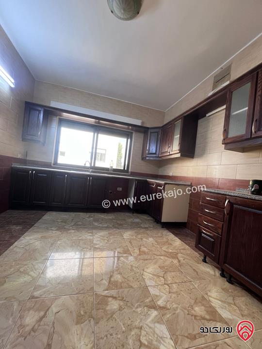 شقة مساحة 150م طابق أول للايجار في عمان - تلاع العلي 