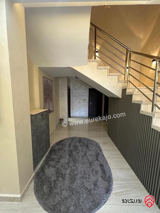 شقة دوبلكس فاخرة مع روف مساحة 385م للبيع من المالك مباشرة في عمان - طريق المطار – ضاحية الأمير 