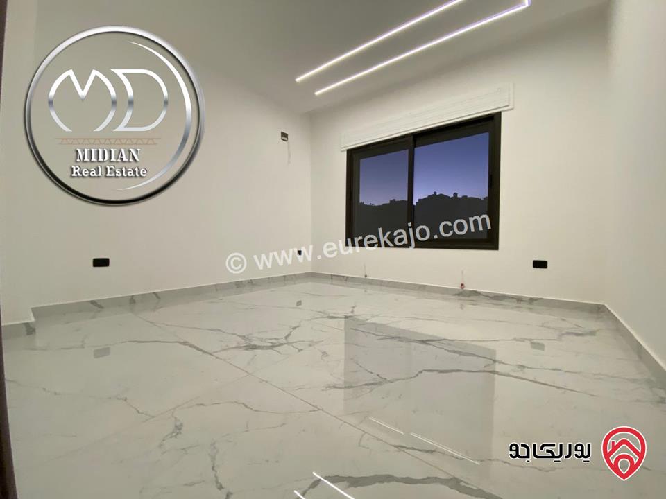 شقق دوبلكس جديدة للبيع في عمان - الجاردنز طابق اخير مع روف مساحات 235م & 280م مع تراسات تشطيبات و ديكورات فاخرة اطلالة رائعة