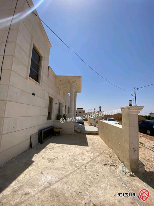بيت مستقل مميز مساحة 238م على أرض 500م للبيع في عمان - منطقة شارع المطار بالقرب من جامعة الإسراء 