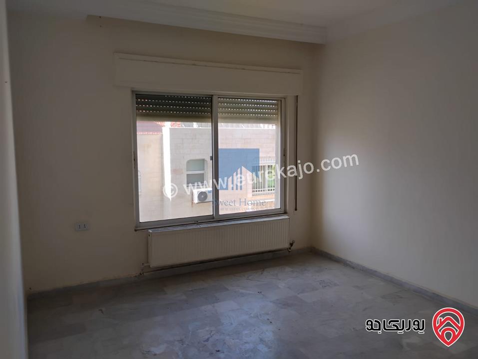 شقة مميزة طابق ثالث 170م للبيع في عمان - خلدا