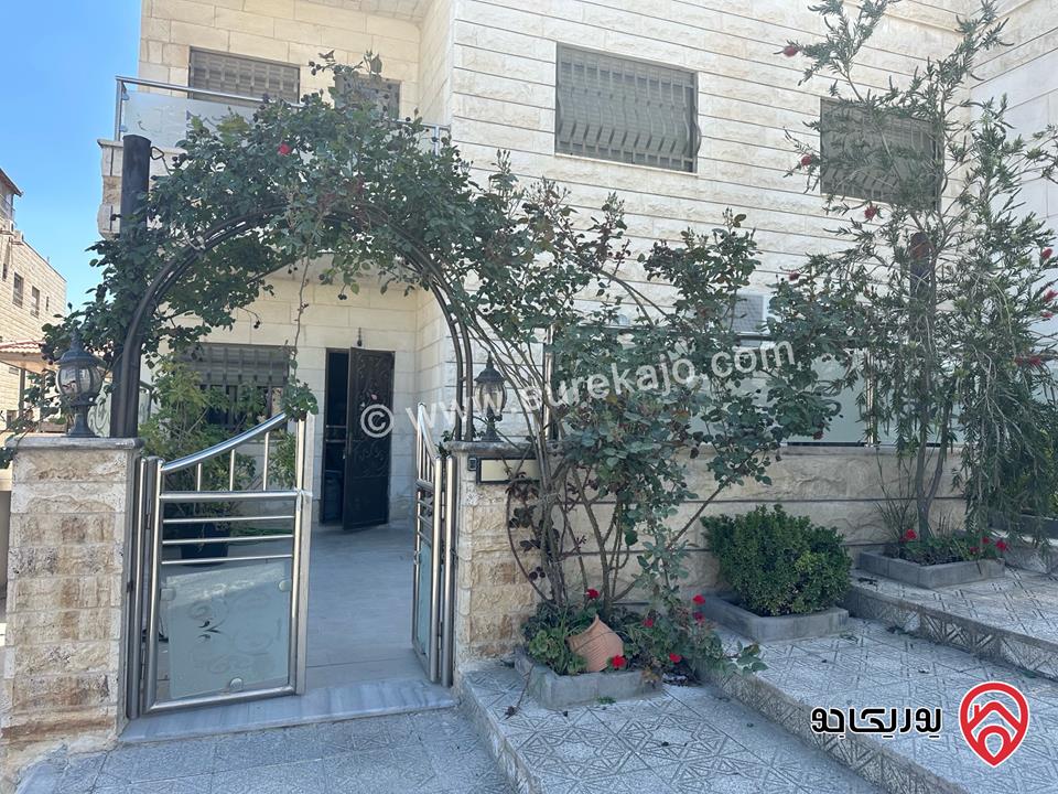 شقة مميزة مساحة 150م داخلي و 140م خارجي للبيع في عمان - ضاحية الرشيد - قرب مدارس ريتال