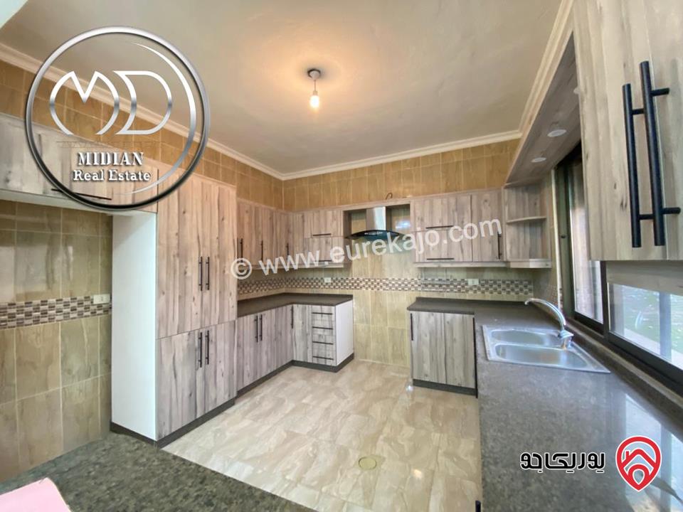 شقق فارغة للايجار في عمان - الكرسي مساحة 160م تشطيبات سوبر ديلوكس اطلالة جميلة بسعر مميز جداً