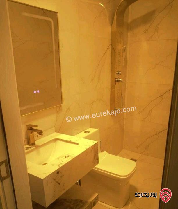 شقة فارغة أرضية مساحة 225م داخلي و 100م خارجي للايجار في عمان - الجبيهة