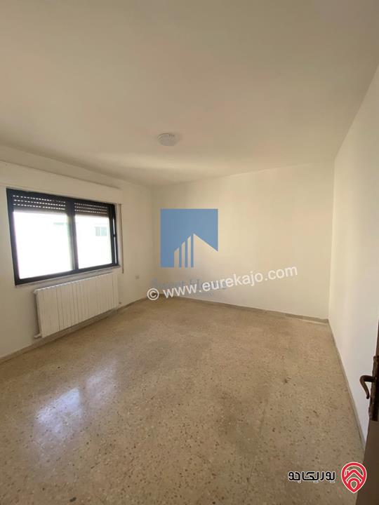 شقة مميزة طابق ثالث 168م للبيع في عمان - خلدا 