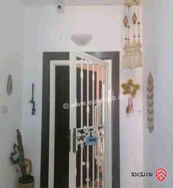 شقة طابق ثاني مساحة 135م للبيع في عمان - ناعور