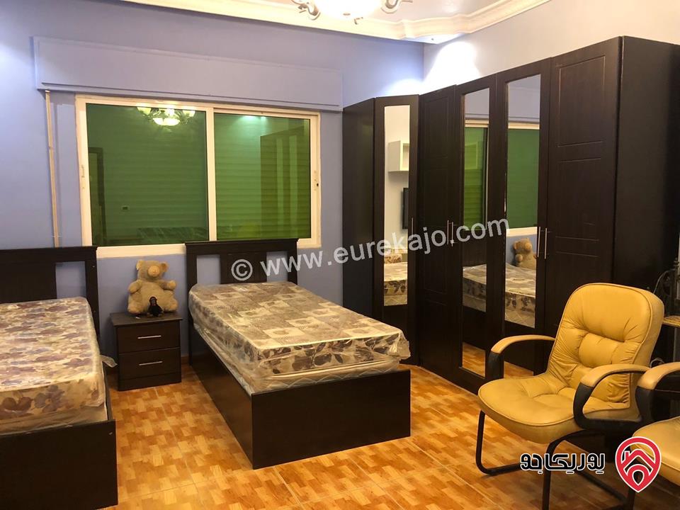 فيلا مساحة 500م على أرض 3 دونم و 750م للبيع في جرش 