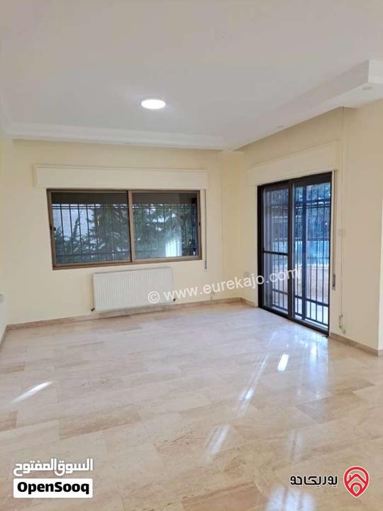 شقة طابق اول مساحة 250م للايجار في عمان - دير غبار