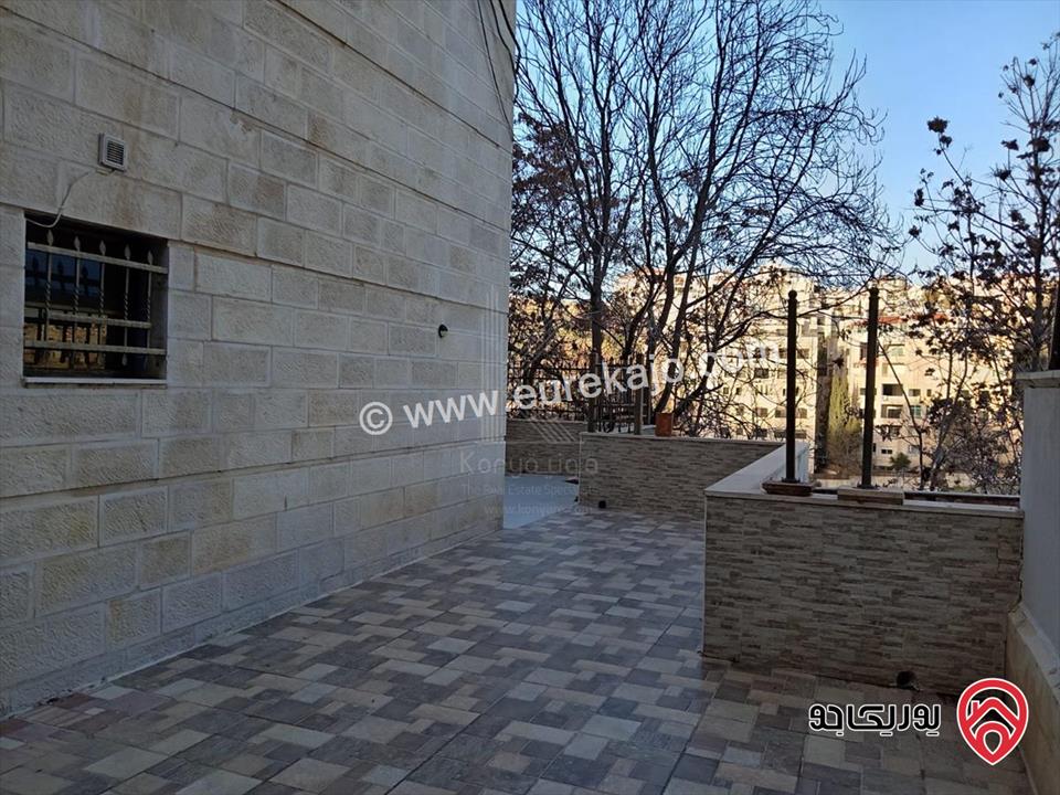 شقة تسوية مساحة 180م داخلي و 200م خارجي مفروشة للايجار في عمان - عبدون