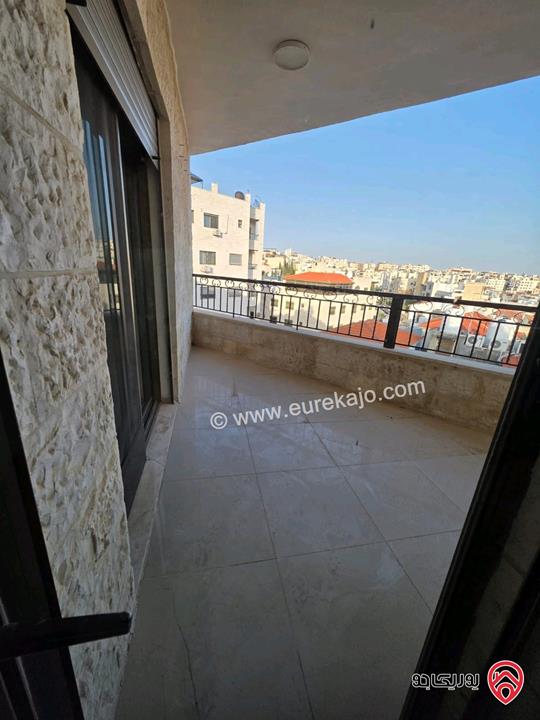 شقة طابق ثالث مساحة 190م للإيجار فارغة في عمان - خلدا 