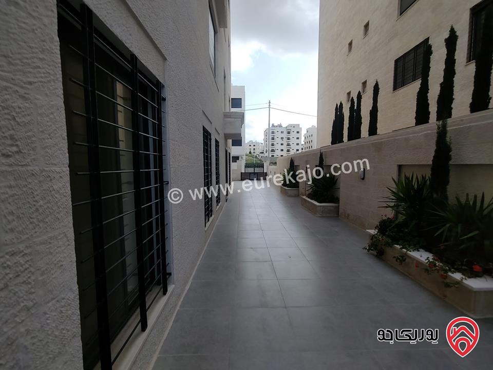  شقق جديدة مساحة 240م للبيع في عمان - حي الصحابة رجم عميش  