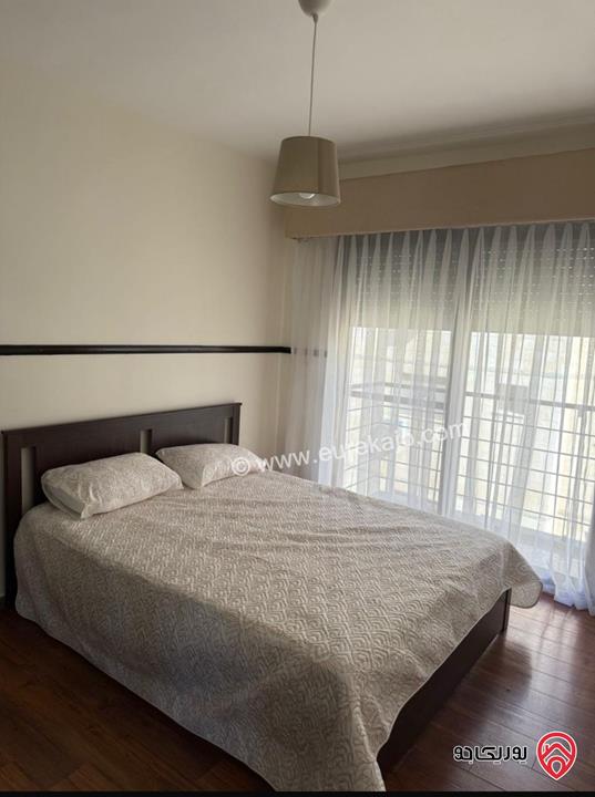 شقة فاخرة مفروشة بمساحة 93م للإيجار السنوي فقط (دفعة واحدة) في عمان - الدوار الرابع