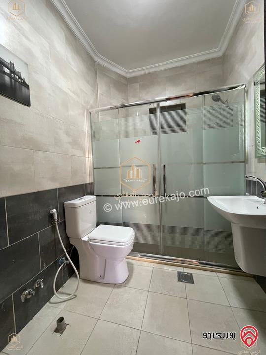 شقة ارضية مساحة 120م مع ترس خارجي 118م للايجار في عمان - السابع 