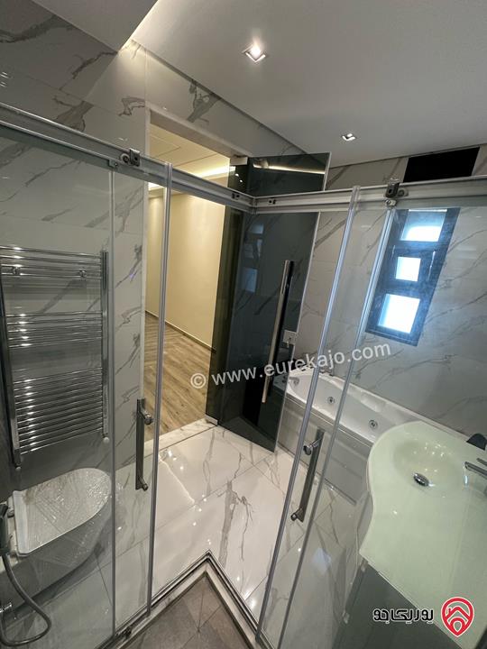 شقة ديلوكس طابقية تسوية ثانية مساحة 223م للبيع في عمان - الياسمين