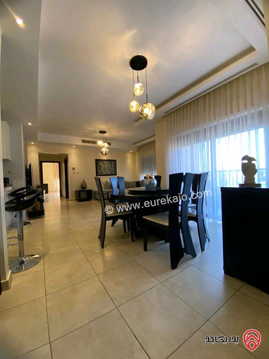 شقة مفروشة فاخرة مساحة 110م طابق ثالث للإيجار في عمان - دير غبار