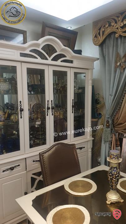 شقة أرضية مميزة للبيع في عمان - الجندويل خلف إدارة السير 186م مع ترس وحديقة 30م بسعر مغري