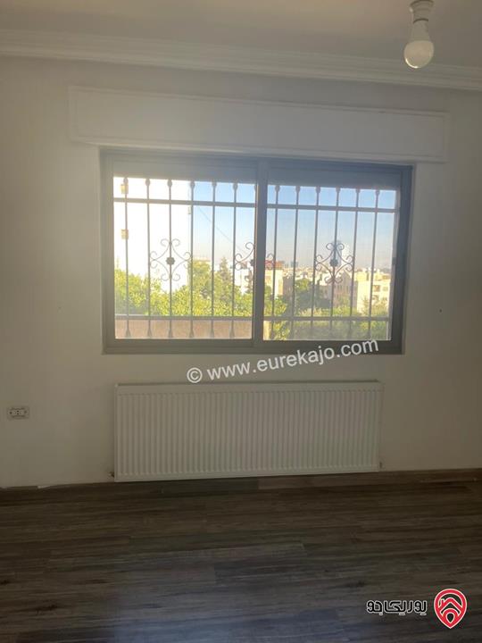 شقة شبه أرضية مساحة 180م للايجار في عمان - ام السماق 