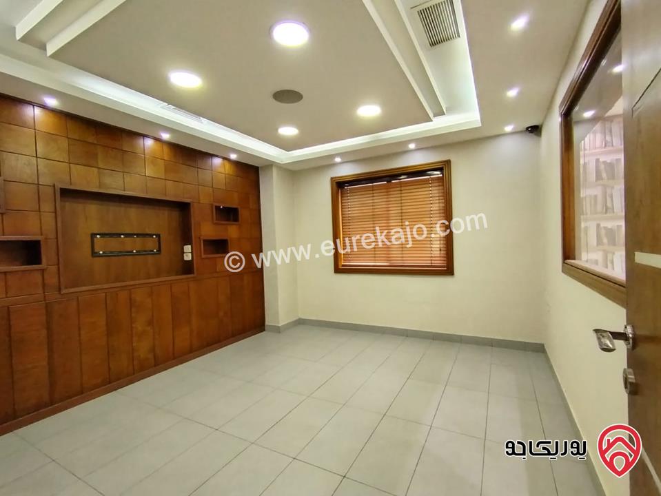 مكتب تجاري مميز مساحة 95م للبيع في عمان - شارع مكة