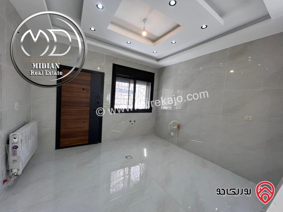 شقق جديدة للبيع عمان - ضاحية الرشيد مساحات 165م تشطيبات و ديكورات فاخرة اطلالة رائعة بأسعار مميزة