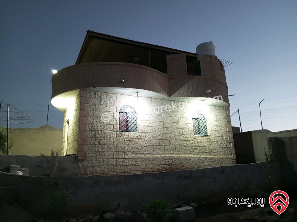 مزرعة مساحة الأرض 391م وبناء 70م للبيع بسعر مغري في البلقاء أراضي الشونة الجنوبية - الكرامة