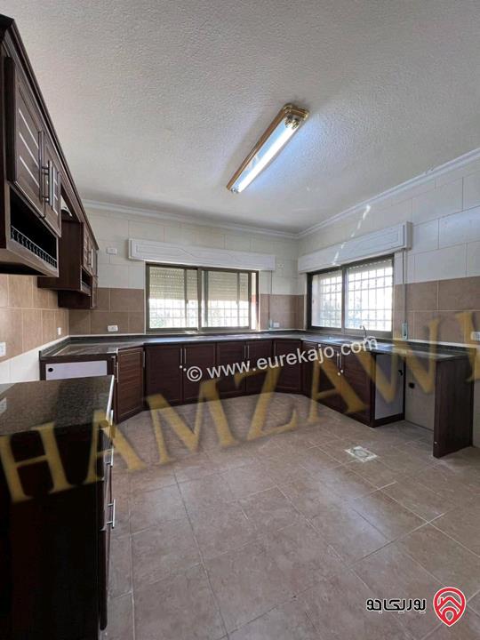 شقة طابق ثاني مساحة 170م للايجار في عمان - حي الصحابة طريق المطار 