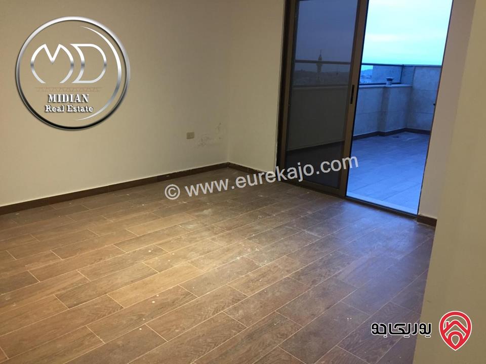 شقق طابقية فارغة للايجار في عمان - خلدا مساحات 300م 4 نوم تشطيبات ديكورات فاخرة اطلالة رائعة