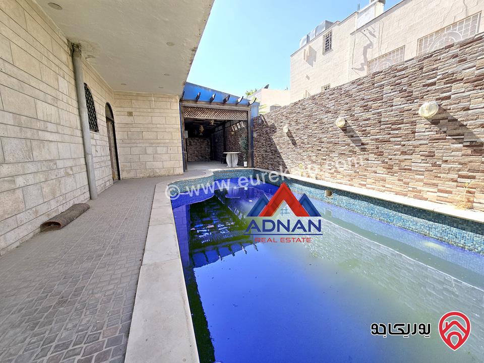 فيلا مستقلة مفروشة مساحة 450م على أرض 500م مع مسبح للايجار في عمان - ام السماق