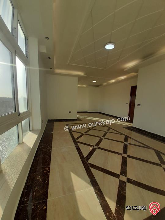 شقة طابق ثالث مساحة 180م للايجار في عمان - ام السماق