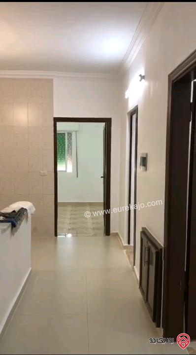 شقة طابق ثالث مساحة 121م للبيع في اربد - ضاحية الحسين