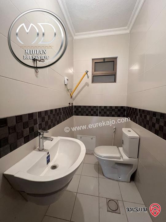 شقة ارضية جديدة فارغة للايجار في عمان - ضاحية الرشيد مساحة 150م مع ترس 50م تشطيبات سوبر ديلوكس بسعر مميز