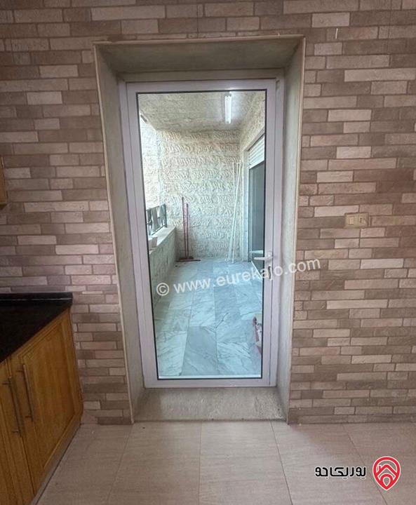شقة مساحة 130 متر طابق ثالث مميزة للايجار في عمان - ام السماق 