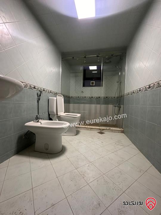 شقة طابق ثاني مساحة 220م للايجار في عمان - دير غبار 