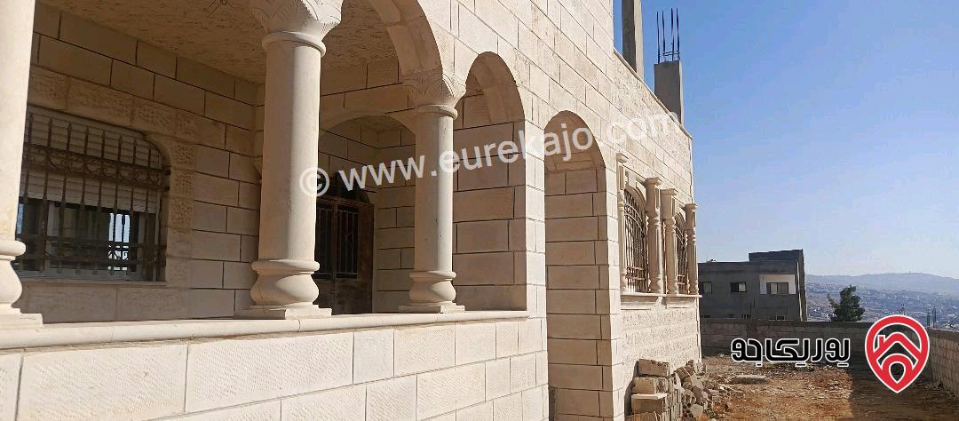 منزل مستقل مساحة 280م على أرض 720م للبيع في عمان - عين الباشا موبص