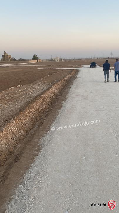 ارض مساحة 3400م للبيع من أراضي جنوب عمان - طريق المطار بجانب المزارع و الشاليهات و الفلل منطقة الصلاحية 