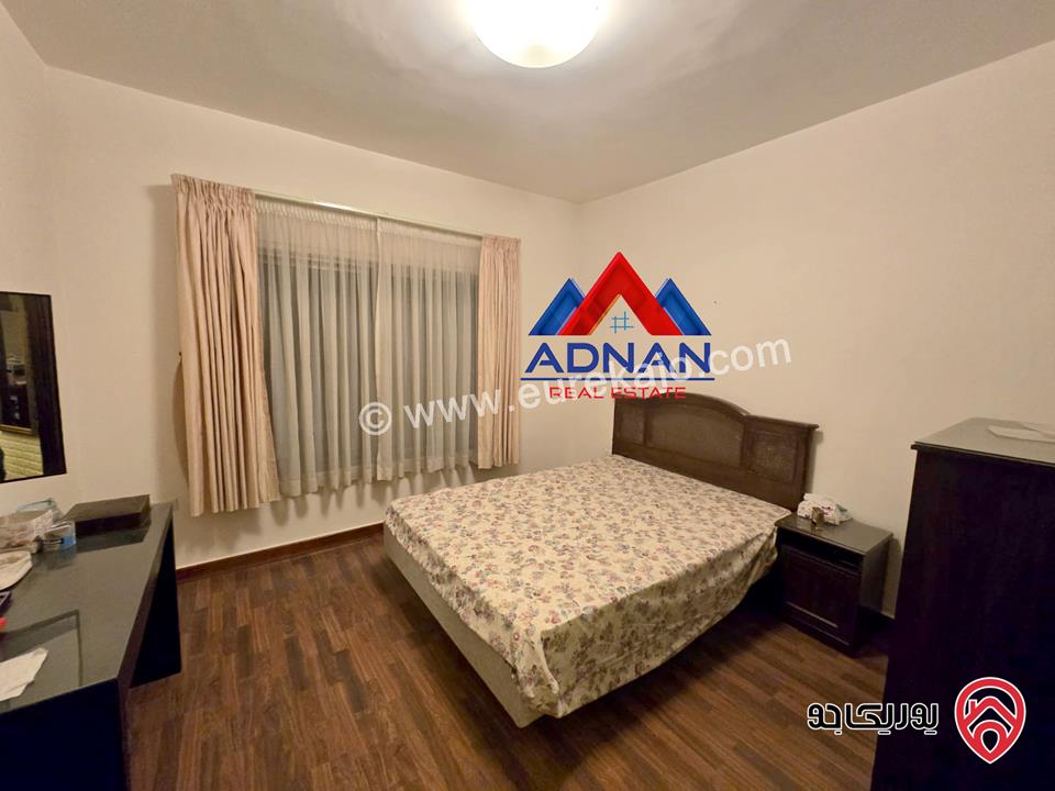 شقة مساحة 100م مع رووف 50م ( دوبلكس ) مفروشة للإيجار السنوي في عمان - أم أذينة