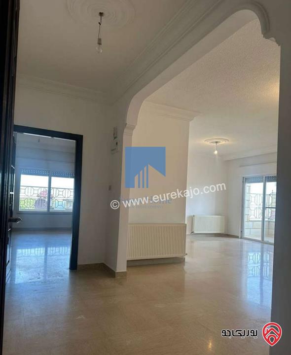 شقة مميزة للبيع في عمان - خلدا طابق ارضي 211م تشطيب سوبر ديلوكس بسعر مغري