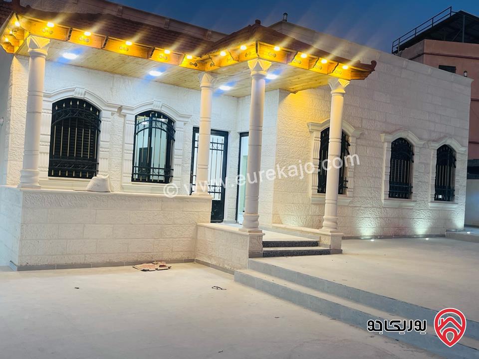 فيلا مساحة 236م على أرض 558م بناء حديث للبيع في الزرقاء - ضاحية الاميرة هيا