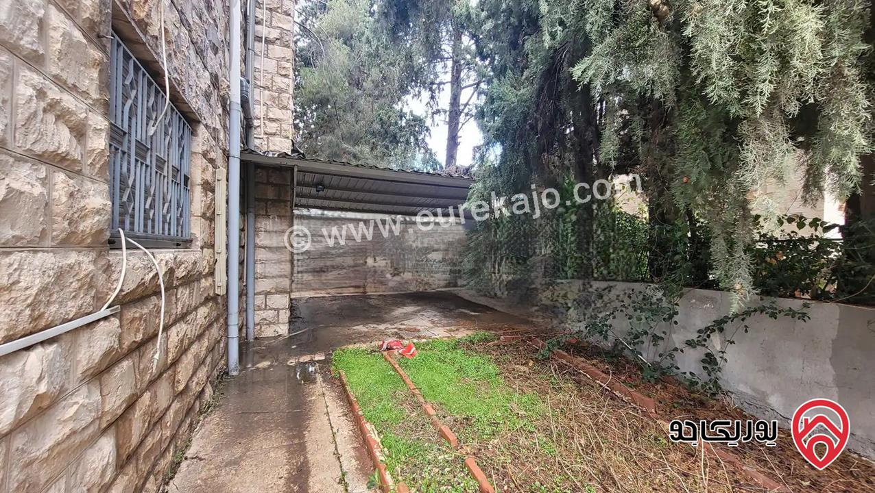 فيلا طابقين مساحة الارض 546م والبناء 450م للبيع في عمان - الدوار الثالث خلف وزراة السياحة   