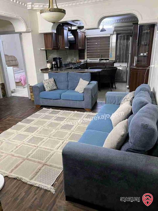 شقة مساحة 135م طابق رابع للبيع المستعجل في اربد