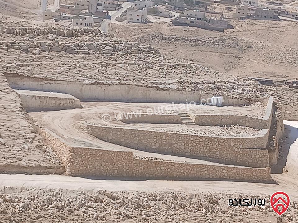 أرض مساحة 3 دونم للبيع في الزرقاء - وادي العش شارع المية