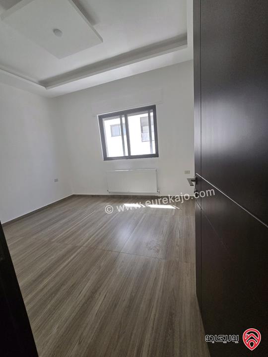 شقة طابق أول مساحة 155م للبيع في عمان - تلاع العلي 