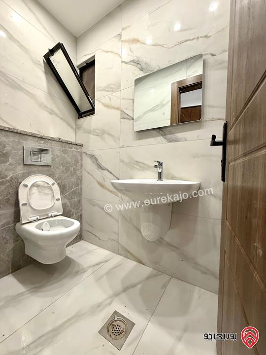 شقة تسوية أولى مساحة 145م داخلي و 120م خارجي للبيع في عمان - منطقة عدن 