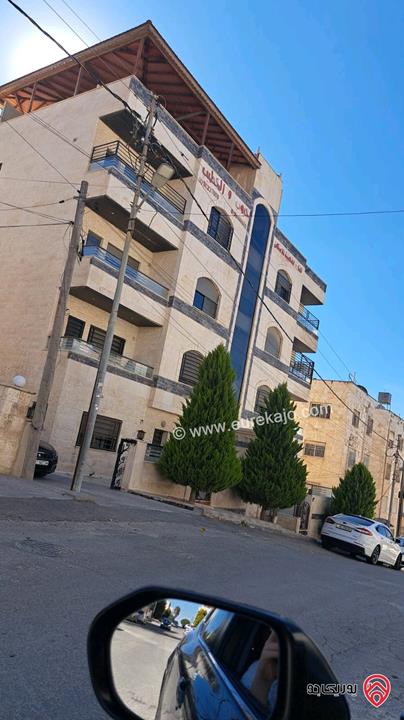 شقة سكنية مساحة 150م طابق ثاني للبيع في عمان - منطقة الجبيهة حي الريان 