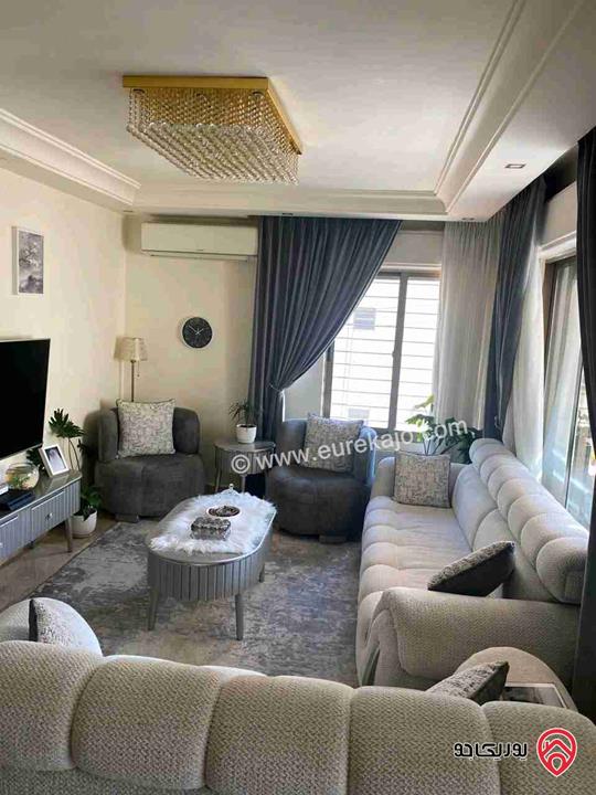 شقة شبه أرضية مساحة 129م للبيع مفروشة في عمان - خلدا